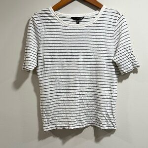Banana Republic Women’s Linen Black and White Striped Tee Size M